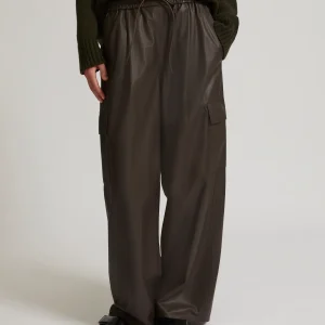 Cargo trousers in lamb leather