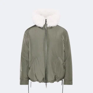 Hooded jacket in shearling reversible technical fabric