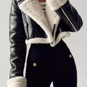Veste en cuir avec fermetures éclair pour femme